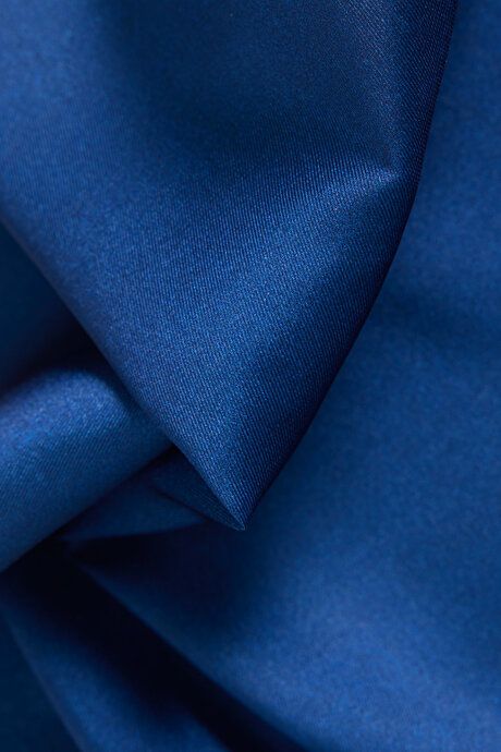 Unpatterned Navy Blue Handkerchief 4A2900000001LAC