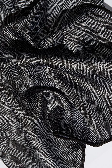 Patterned Black-Gray Handkerchief 4A2923200024syg