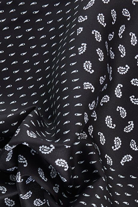 Patterned Black-Gray Handkerchief 4A2924200034syg