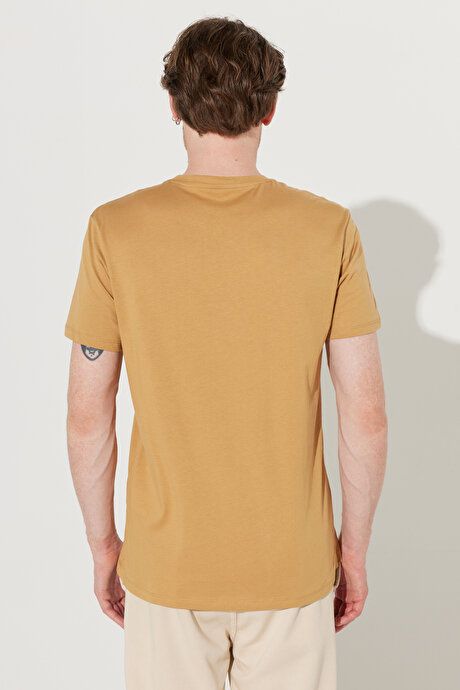 Slim Fit Slim Fit Crew Neck 100% Cotton Short Sleeve Mustard T-Shirt 4A4800000001HRD