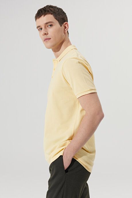 100% Cotton Untwistable Pique Polo Collar Slim Fit Slim Fit Yellow T-Shirt 4A4820200001SAR