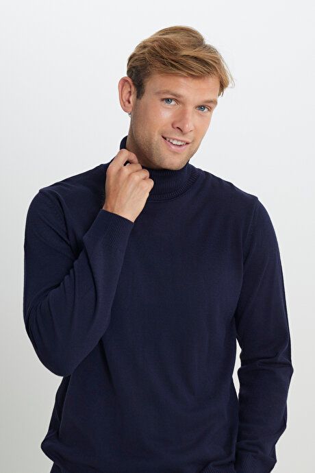 Standard Fit Full Turtleneck Navy Blue Sweater with Anti Pilling Feature 4A4923100004LAC