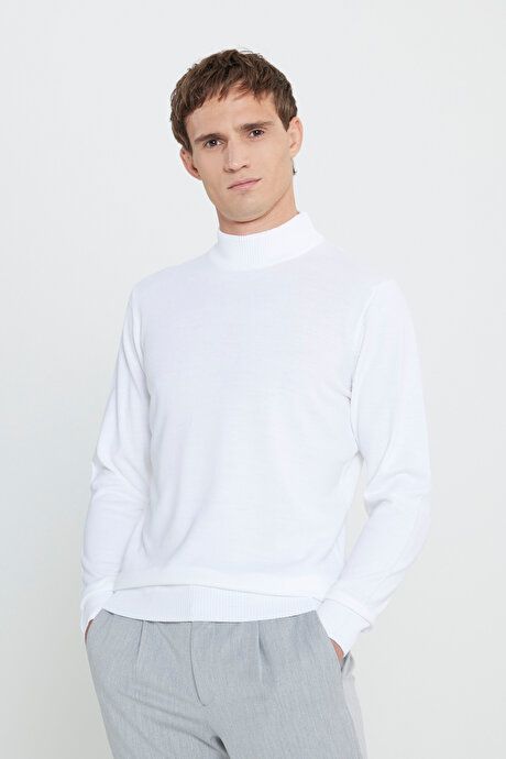 Non-Pilling Anti-Pilling Standard Fit Regular Fit Half Turtleneck Ecru Pullover 4A4923100005EKR