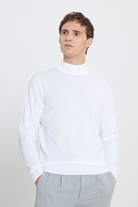 Non-Pilling Anti-Pilling Standard Fit Regular Fit Half Turtleneck Ecru Pullover 4A4923100005EKR