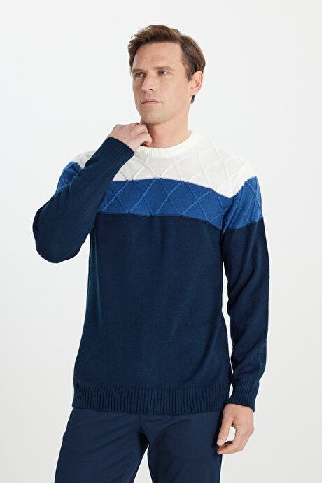 Standard Fit Regular Fit Crew-Neck Colorblock Patterned Ecru-Navy Sweater 4A4923100203ELC