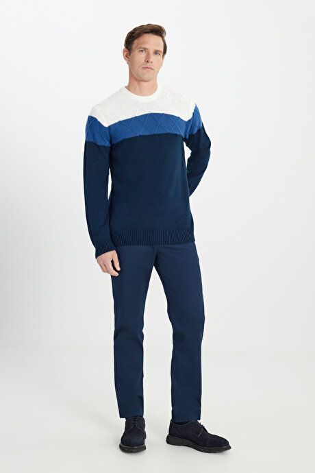 Standard Fit Regular Fit Crew-Neck Colorblock Patterned Ecru-Navy Sweater 4A4923100203ELC