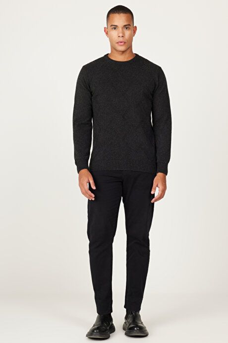 Standard Fit Regular Fit Crew-Neck Jacquard Anthracite Sweater 4A4923100205ATR