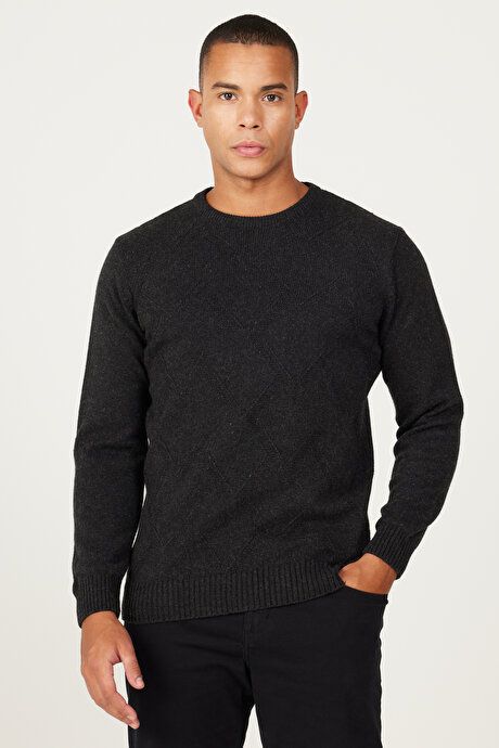 Standard Fit Regular Fit Crew-Neck Jacquard Anthracite Sweater 4A4923100205ATR