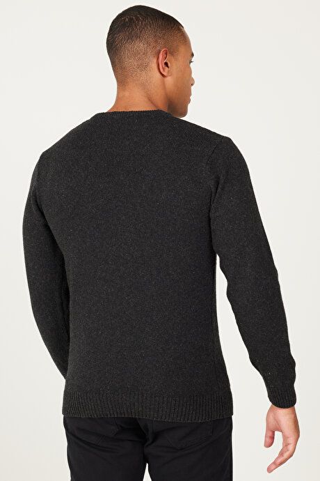 Standard Fit Regular Fit Crew-Neck Jacquard Anthracite Sweater 4A4923100205ATR