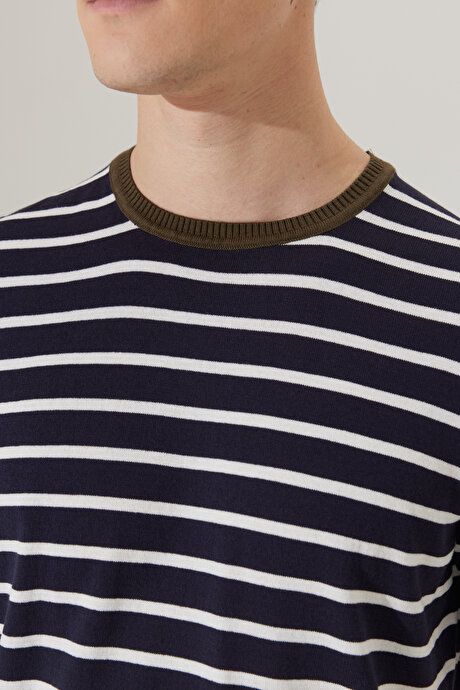 Standard Fit Regular Fit Crew Neck 100% Cotton Short Sleeve Striped Navy Blue-White Sweater T-Shirt 4A4923200019LCB