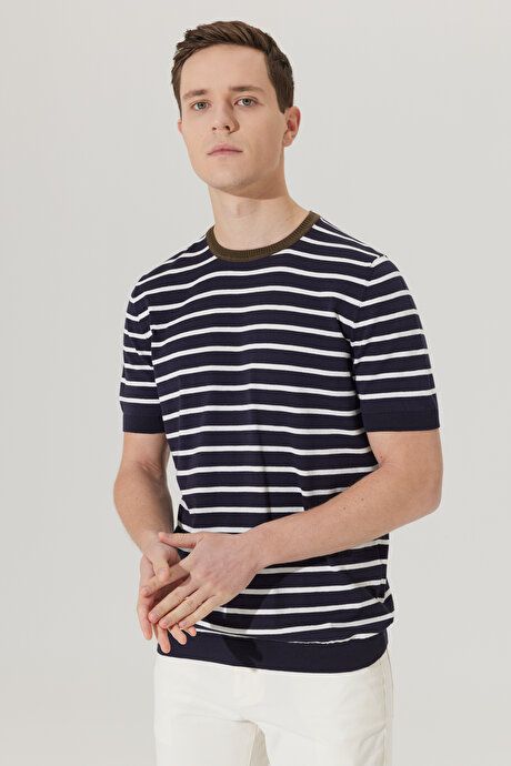 Standard Fit Regular Fit Crew Neck 100% Cotton Short Sleeve Striped Navy Blue-White Sweater T-Shirt 4A4923200019LCB