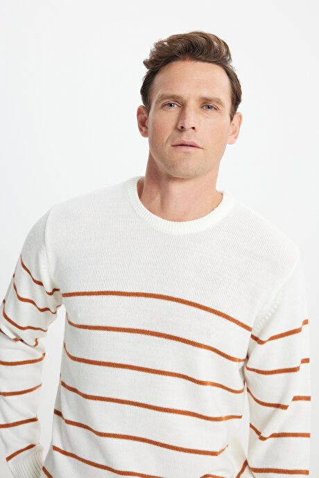 Standard Fit Regular Fit Crew-Neck Striped ECRU-CARAMEL Sweater 4A4924100207EUK