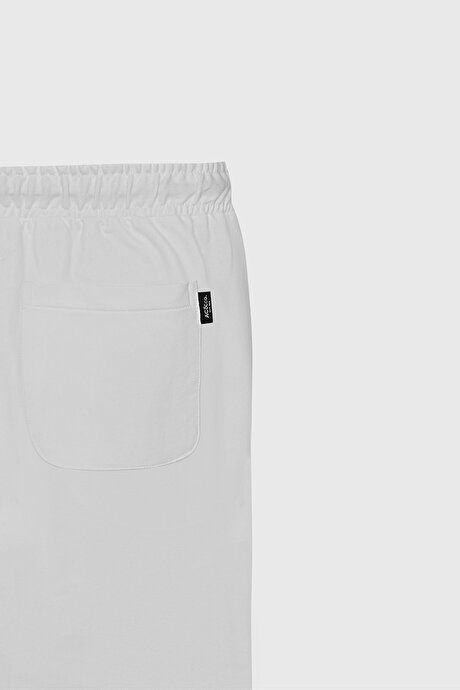 Standard Fit Regular Fit Cotton Stretch Knit White Shorts 4A9523200204BYZ