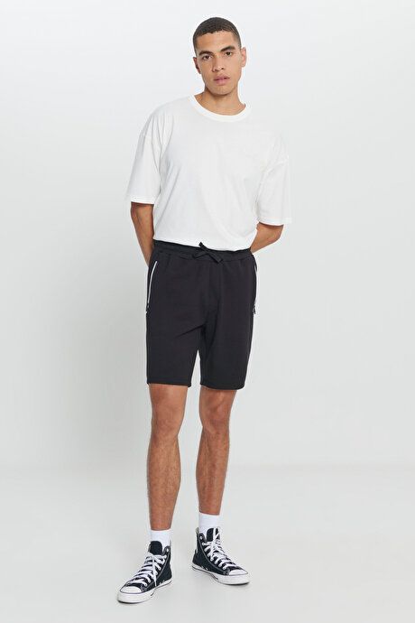 Standard Fit Regular Cut Comfortable Black Shorts with Pockets 4A9523200205SYH