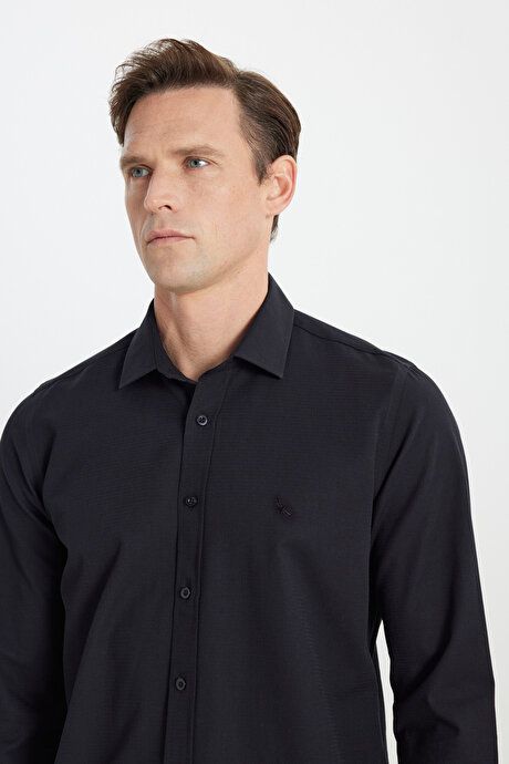 100% Cotton Slim Fit Slim Fit Slim Fit Classic Collar Dobby Black Shirt COE202510317SYH