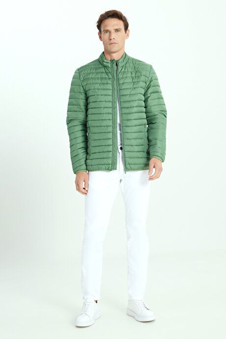 Warm Standard Fit Regular Fit Stand Up Collar Green Coat with Side Pockets ET0825100001YSL