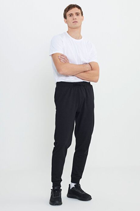 Standard Fit Regular Fit 2 Thread Pockets Comfortable Recycle Cotton Jogger Black Sweatpants ET5124200002SYH