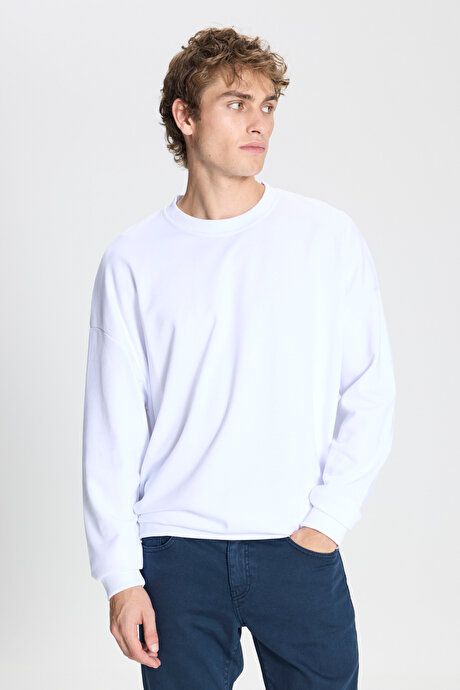 Oversized Loose Fit 3 Yarn Crew Neck Cotton White Sweatshirt ET5200000002BYZ