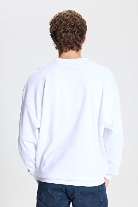 Oversized Loose Fit 3 Yarn Crew Neck Cotton White Sweatshirt ET5200000002BYZ