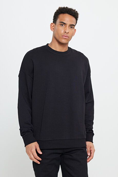 Oversized Loose Fit 3 Yarn Crew Neck Cotton Black Sweatshirt ET5200000002SYH