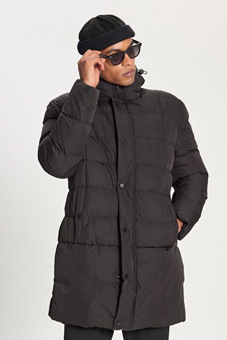 Standard Fit Regular Fit Hooded Stand Collar Black Coat with Side Pockets ETE07252510039SYH