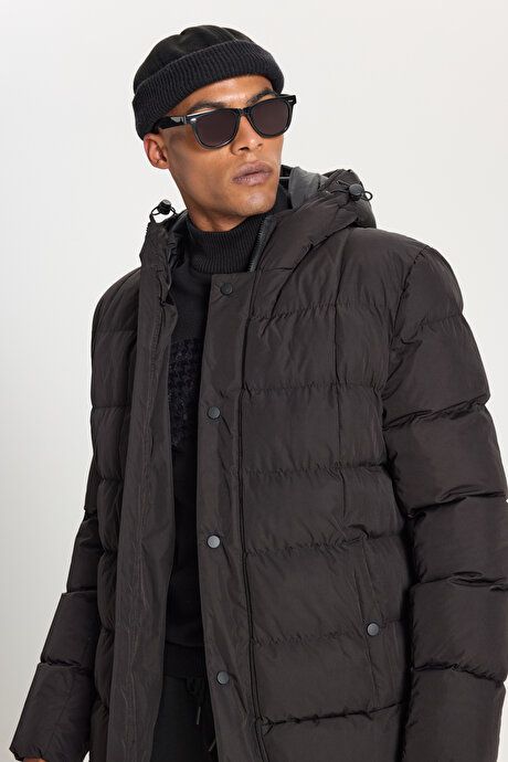 Standard Fit Regular Fit Hooded Stand Collar Black Coat with Side Pockets ETE07252510039SYH