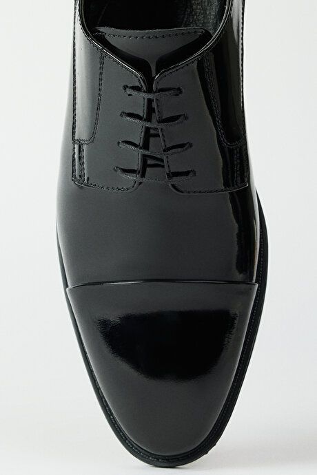 100% Leather Classic Patent Black Shoes 4A2223200001SYH