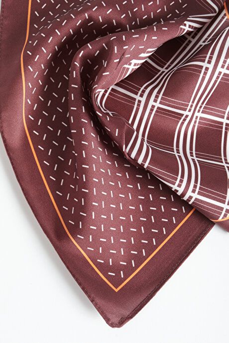 Patterned Burgundy-White Handkerchief 4A2923100032BRB