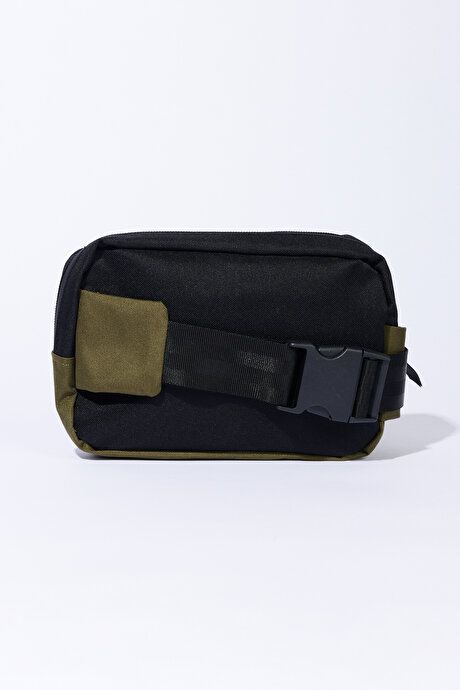 Black-Khaki Waist Bag with Zipper 4A3623200015SHA