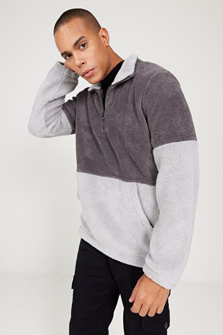 Standard Fit Regular Fit Bato Collar Kangaroo Pocket Double Color Sherpa Sweatshirt Light Melange-Grey Melange Fleece 4A5222100218AJG