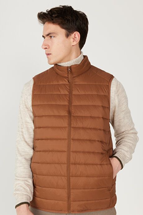 Windproof Portable Warm Keeping Fiber Filled Ultra Lightweight Standard Fit Inflatable Brown Vest with Bag ET0924100200KHV