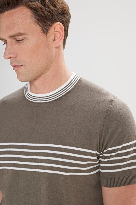 Standard Fit Regular Fit 100% Cotton Striped Crew-Neck Khaki-White Sweater T-Shirt ET4924200001HBY