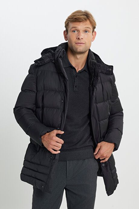 Standard Fit Regular Fit Pullover Hooded Stand Collar Black Coat with Side Pockets ETE07252510041SYH