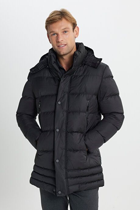 Standard Fit Regular Fit Pullover Hooded Stand Collar Black Coat with Side Pockets ETE07252510041SYH